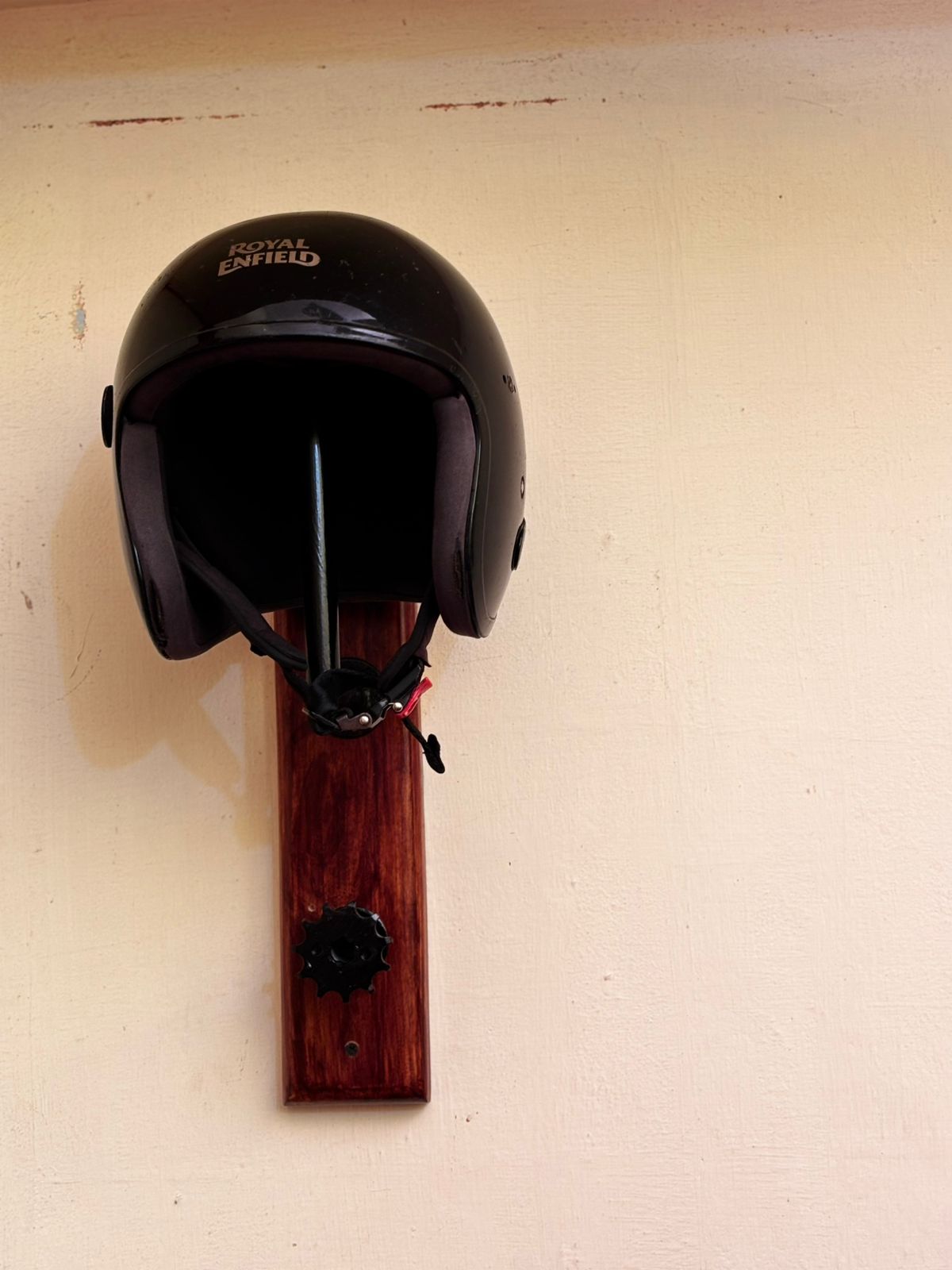 Helmet Holder Premium