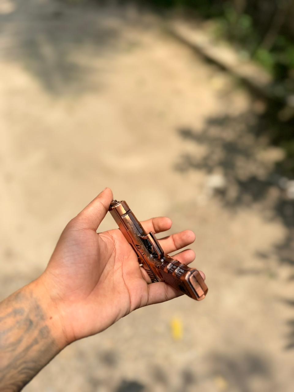 Metal Pistol